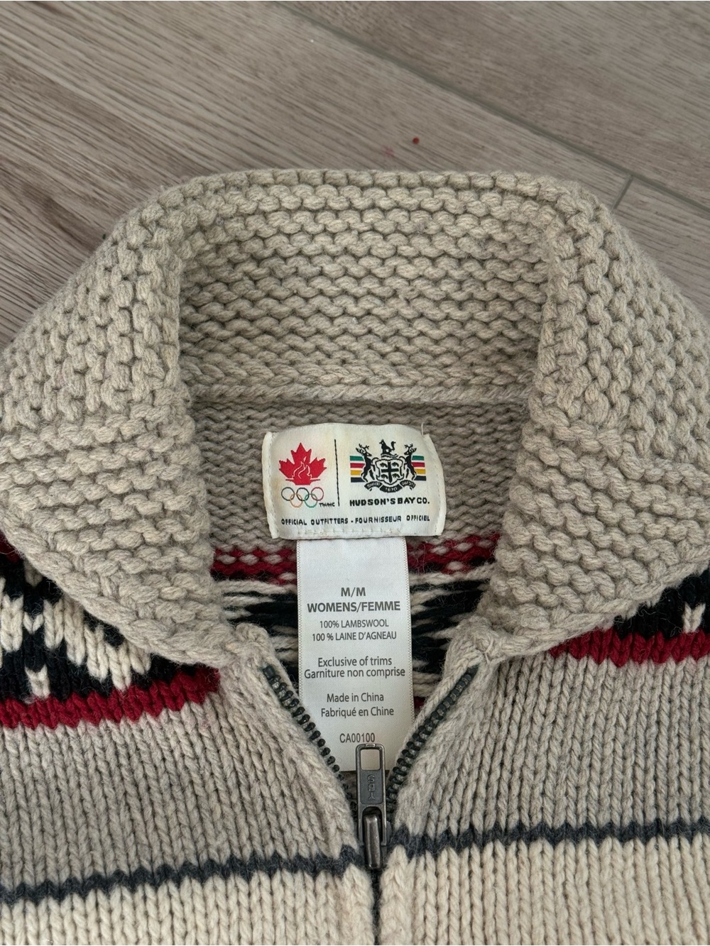 Hudson’s Bay company official Olympic Pattern Sweater Canada 🫎 Moose - Picture 6 of 7
